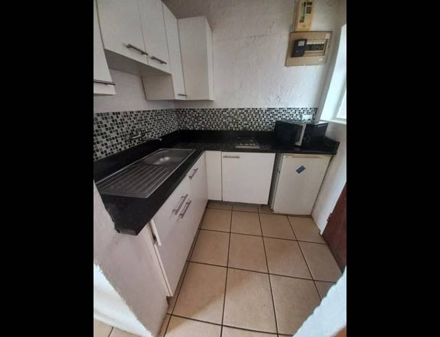 1 BEDROOM PROPERTY TO RENT IN SUNNYSIDE